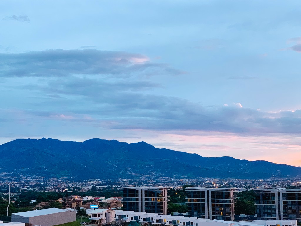 Hiking the Mountains in Escazu: a photo&nbsp;journey