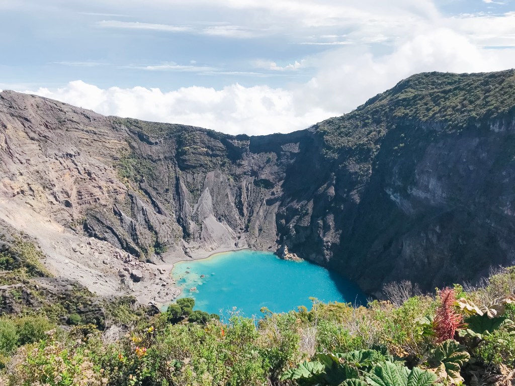 Our First Costa Rican Adventure: Exploring Volcán Irazú and&nbsp;Cartago
